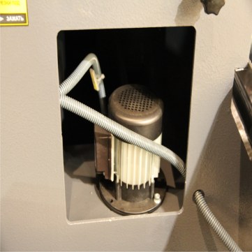 Автоматический двухколонный ленточнопильный станок HBS-350AV ANC servo