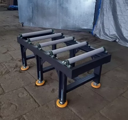 Не приводной рольганг